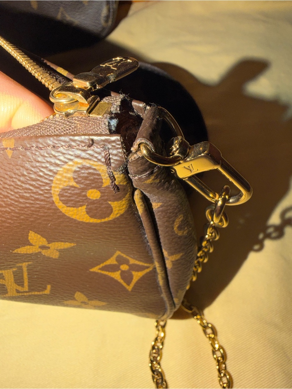 Louis Vuitton Brown Monogram Multi-Pouch Crossbody with Coin Pouch - Picture 14 of 16